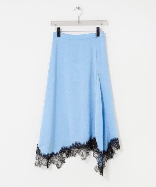 URBAN RESEARCH(アーバンリサーチ)の「BAUM UND PFERDGARTEN CRINKLED SATIN SKIRT(スカート・レディース・DUSK BLUE・36)」の3枚目の写真