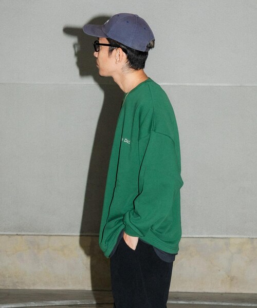 URBAN RESEARCH(アーバンリサーチ)の「Wide Dad×GREENROOM SWEAT(スウェット・メンズ・GREEN・1/2)」の6枚目の写真