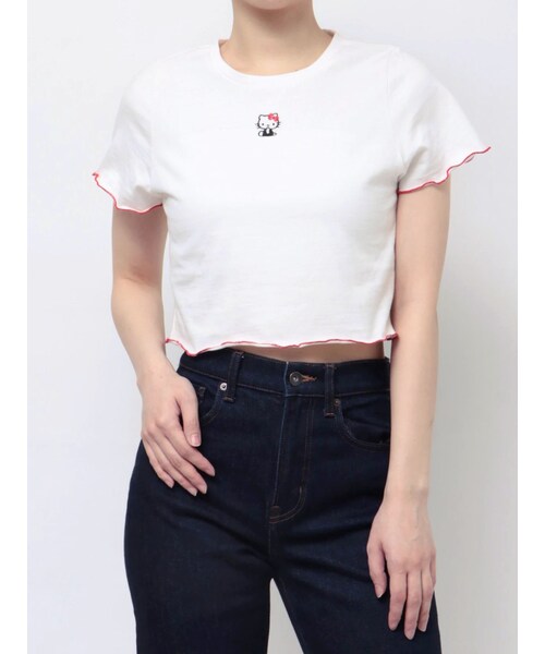 MERCURYDUO(マーキュリーデュオ)の「【ハローキティコラボ】配色ワンポイント刺繍Tシャツ(Tシャツ/カットソー・レディース・オフホワイト/ブラック・F)」の4枚目の写真