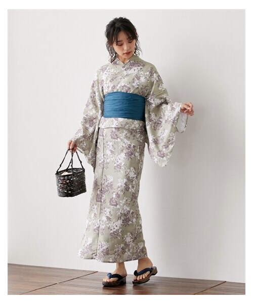 nissen（ニッセン）の「大きいサイズ 二部式浴衣（浴衣・レディース・白系(朝顔)/紺系(百合・桜)/白×紺系(撫子)/黒系(麻の葉)/ベージュ系リーフ柄・S~M相当/L~LL相当/3L~4L相当/5L~6L相当）」の3枚目の写真