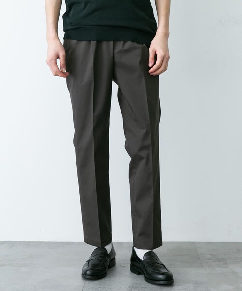 URBAN RESEARCH DOORS(アーバンリサーチドアーズ)の「LIFE STYLE TAILOR ストレッチコットンパンツ(スラックス・メンズ・CHARCOAL/GREIGE・44/46/48/50)」の6枚目の写真