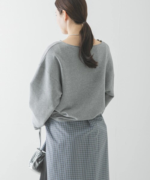 URBAN RESEARCH(アーバンリサーチ)の「カットオフショートスウェット(スウェット・レディース・TOP GRAY/BLACK・Free)」の21枚目の写真