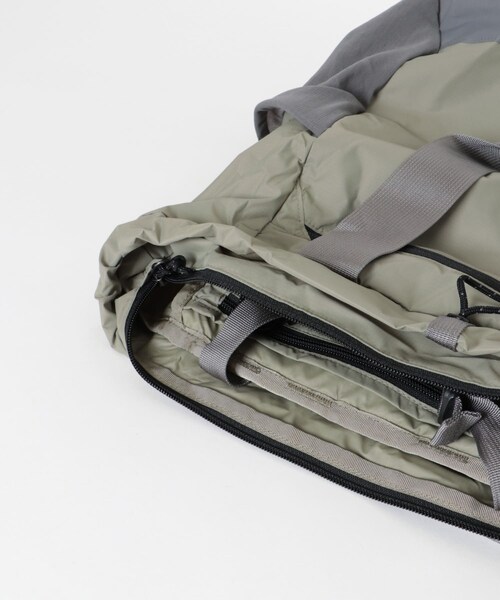 URBAN RESEARCH DOORS(アーバンリサーチドアーズ)の「patagonia Terravia Tote Pack(バックパック/リュック・レディース・RVGN/SMDB/DVL/CASG/BLK・one)」の15枚目の写真