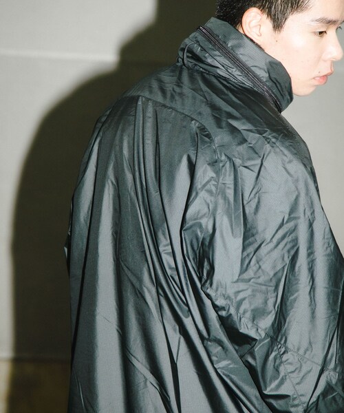 URBAN RESEARCH（アーバンリサーチ）の「『別注』BROOXON×URBS　U.P.S. AIRLITE WARM TECH JACKET（ブルゾン・メンズ・BLACK・M/L/XL）」の4枚目の写真