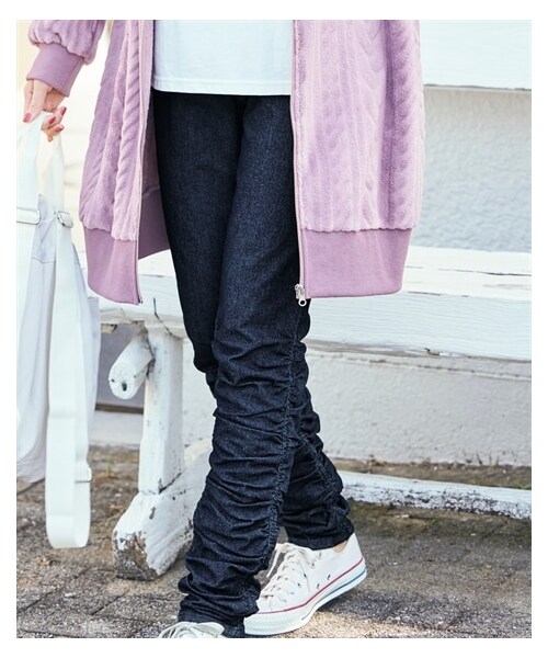 nissen（ニッセン）の「大きいサイズ　シャーリングすごのびストレッチデニムスリムパンツ（チュニック用）（ゆったりヒップ）（パンツ・レディース・オーバーダイベージュ/インディゴブルー・L/LL/3L/4L/5L/6L/8L/10L）」の2枚目の写真