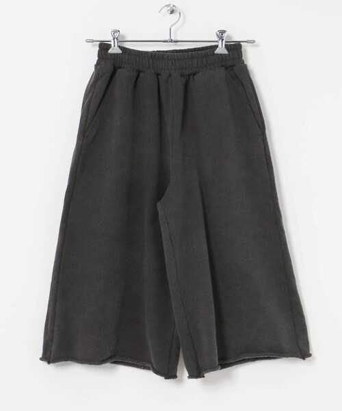 URBAN RESEARCH（アーバンリサーチ）の「dDdDdDd　FADE BUGGY SWEAT SHORTS（その他パンツ・メンズ・GRAY/WHITE/BLACK/NAVY・S/M/L/XL/XXL）」の2枚目の写真