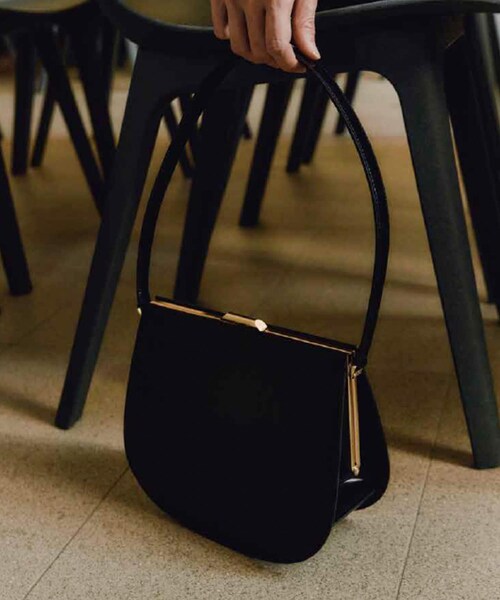 URBAN RESEARCH ROSSO（アーバンリサーチロッソ）の「LUMEN　LUNE FORME BAG（ハンドバッグ・レディース・softblack/cognac brn・FREE）」の3枚目の写真