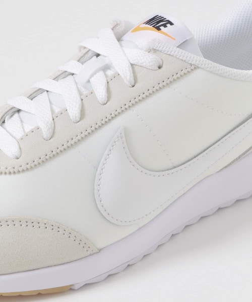 URBAN RESEARCH ROSSO（アーバンリサーチロッソ）の「NIKE　ウィメンズパシフィック（スニーカー・レディース・ホワイトオレンジ/ホワイトブラック・23.5/24/24.5）」の5枚目の写真