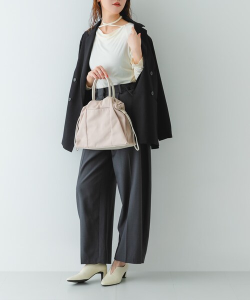 RODE SKO（ロデスコ）の「ショルダー付撥水ミニキンチャクバッグ（ショルダーバッグ・レディース・BLACK/GRAY/IVORY・one）」の10枚目の写真