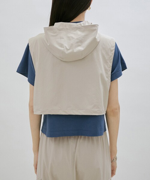 Americana for SALON】[撥水機能付き]別注フード付きクロップドベスト