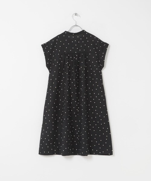 URBAN RESEARCH DOORS(アーバンリサーチドアーズ)の「『親子リンク』リネンリヨセルドットワンピース(KIDS)(ワンピース・キッズ・BLACK/NATURAL・105(100-110)/120(115-125)/135(130-140))」の14枚目の写真