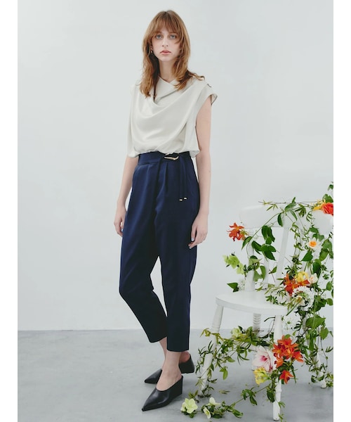 TONAL(トーナル)の「フェイクリネンアシメテーパードパンツ(その他パンツ・レディース・グレー/ネイビー/ベージュ・S/M)」の11枚目の写真