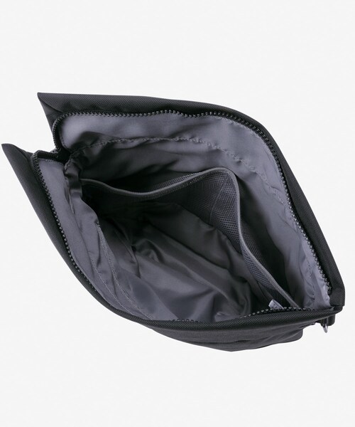 URBAN RESEARCH DOORS（アーバンリサーチドアーズ）の「THE NORTH FACE　PYRENEES SHOULDER L（ショルダーバッグ・メンズ・K/SO/SL・One）」の11枚目の写真