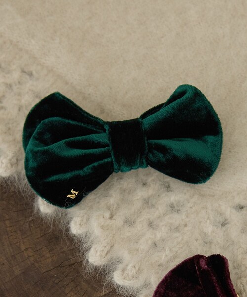 ADAM ET ROPE'(アダムエロペ)の「【J'aDoRe・店舗限定】【MALUS /マリュス】Bowtie barette / velvet(バレッタ/ヘアクリップ・レディース・ブラック/チャコール/グリーン/ワイン・F)」の6枚目の写真