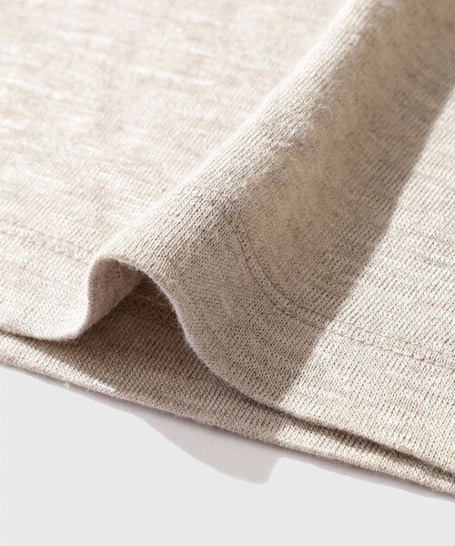 ADAM ET ROPE'(アダムエロペ)の「【BATONER/バトナー】NORMANDY LINEN T-SHIRT(Tシャツ/カットソー・メンズ・キナリ/ベージュ・2/3)」の10枚目の写真