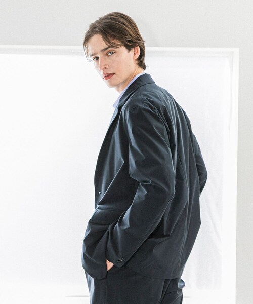 URBAN RESEARCH（アーバンリサーチ）の「『撥水』SOLOTEX STRETCH JACKET（テーラードジャケット・メンズ・D.NAVY/BLACK/ICE GRAY・S/M/L）」の18枚目の写真