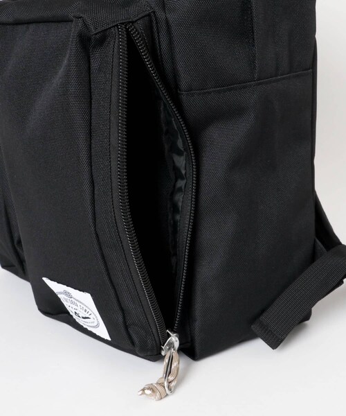 URBAN RESEARCH Sonny Label（アーバンリサーチサニーレーベル）の「POLER　DAYPACK2.0（バックパック/リュック・メンズ・BLACK/CAMO・One）」の9枚目の写真
