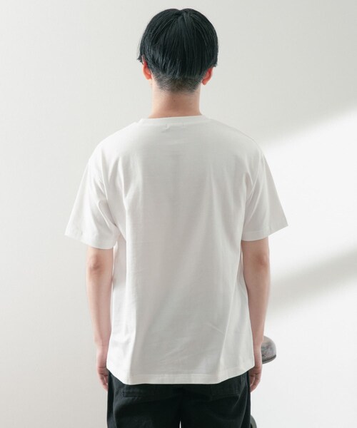 ITEMS URBANRESEARCH（アイテムズ アーバンリサーチ）の「USAコットン ムジポケットTシャツ（Tシャツ/カットソー・メンズ・BLU/OFF/BLK/GRN/YEL・M/L）」の13枚目の写真