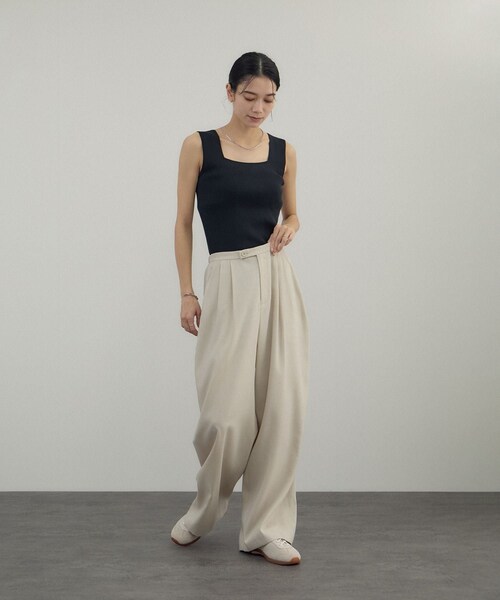 ADAM ET ROPE'（アダムエロペ）の「シルクリブタンクトップ（タンクトップ・レディース・ブラック/オフホワイト/ベージュ・F）」の17枚目の写真