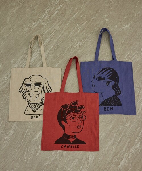 ADAM ET ROPE'(アダムエロペ)の「【Camille de Cussac by SALON】アートリネントートバッグ/ A4対応(トートバッグ・レディース・ベージュ/ブルー/レッド・F)」の5枚目の写真