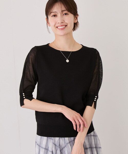 Jayro(ジャイロ)の「袖シアーパール付き半袖ニット(ニット/セーター・レディース・ブラック/ライトグレー/ホワイト系/ベージュ/ネイビー/ブルー系/ピンク・M)」の3枚目の写真