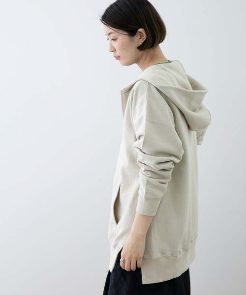 EKAL（エカル）の「EKAL　コハニングライトウエイトフーディー（パーカー・レディース・グレージュ/サーモン/チャコール・one）」の12枚目の写真