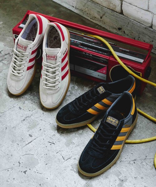 URBAN RESEARCH DOORS(アーバンリサーチドアーズ)の「『一部WEB限定カラー』adidas Exclusive HANDBALLSPEZIAL(スニーカー・レディース・ブラック/イエロー/ホワイト/レッド・23/23.5/24/24.5/25)」の5枚目の写真