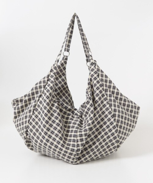 KBF(ケイビーエフ)の「2WAYビッグイージBAG(トートバッグ・レディース・IVORY/GREEN/IVORY2・One/one)」の10枚目の写真