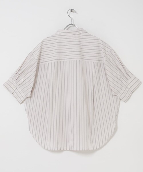 URBAN RESEARCH DOORS(アーバンリサーチドアーズ)の「GYMPHLEX SHORT SHIRTS SHORT-SLEEVE(シャツ/ブラウス・レディース・WHITE・14)」の6枚目の写真