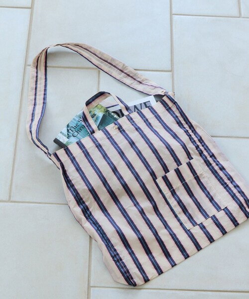 ADAM ET ROPE'（アダムエロペ）の「【WEB限定】・【定番】ギャザー2WAYミドルショルダーバッグ（ショルダーバッグ・レディース・ブラウン/ネイビー/サックス/ピンク・F）」の5枚目の写真