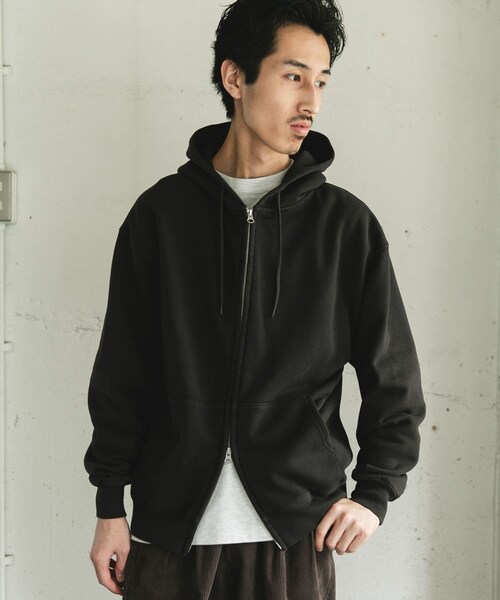 URBAN RESEARCH DOORS(アーバンリサーチドアーズ)の「『UR TECH』ピグメントダイ裏起毛ZIPパーカー(パーカー・メンズ・GRAY/BLACK・M/L)」の6枚目の写真