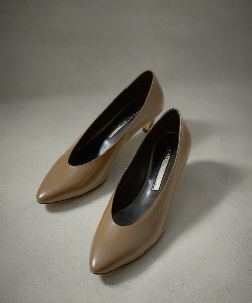 ADAM ET ROPE'(アダムエロペ)の「【BRENTELLA(ブレンテッラ)】EMMNUELLE/レザーパンプス(パンプス・レディース・ブラウン系・35.5/36.5/37.5/38.5)」の3枚目の写真