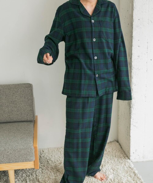 URBAN RESEARCH（アーバンリサーチ）の「URBAN RESEARCH×UCHINO