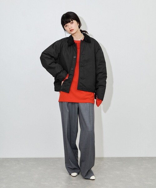 ADAM ET ROPE'(アダムエロペ)の「【LAVENHAM for ADAM ET ROPE'】別注 SQUARE HEM RAYDON(ナイロンジャケット・レディース・ブラック/ベージュ・F)」の10枚目の写真