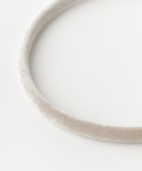 URBAN RESEARCH Sonny Label（アーバンリサーチサニーレーベル）の「ベロアスリムカチューシャ（カチューシャ・レディース・ブラック/ワイン/モス/ベージュ・one）」の9枚目の写真