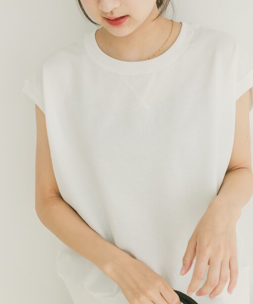 ITEMS URBANRESEARCH（アイテムズ アーバンリサーチ）の「裏毛ノースリーブベスト（ベスト・レディース・OFF/GRY/GRN・FREE）」の5枚目の写真