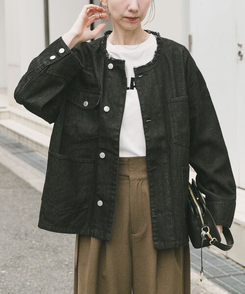 ITEMS URBANRESEARCH（アイテムズ アーバンリサーチ）の「デニムオーバーノーカラージャケット（デニムジャケット・レディース・BLU/GRY/BLK・Free）」の6枚目の写真