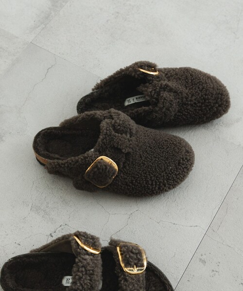 URBAN RESEARCH（アーバンリサーチ）の「BOSTON BIG BUCKLE TEDDY（サンダル・レディース・GRAY・36/37/38）」の4枚目の写真