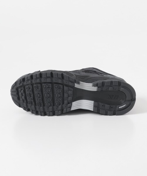 URBAN RESEARCH DOORS(アーバンリサーチドアーズ)の「NIKE P-6000 SE(スニーカー・メンズ・ANTHRACITE・26/26.5/27/27.5/28/28.5)」の10枚目の写真