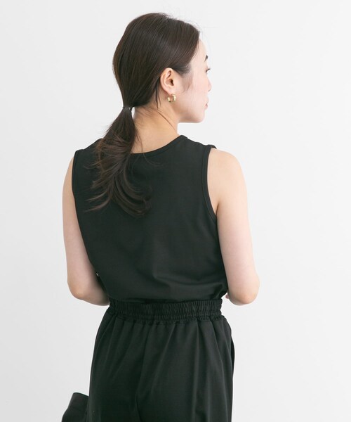 URBAN RESEARCH Sonny Label（アーバンリサーチサニーレーベル）の「SLAB　comfort tanktop（タンクトップ・レディース・クリーム/ブラック・FREE）」の21枚目の写真