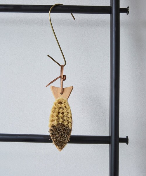 URBAN RESEARCH DOORS(アーバンリサーチドアーズ)の「REDECKER 魚型ベジタブルブラシ(その他雑貨・メンズ・-・-)」の6枚目の写真