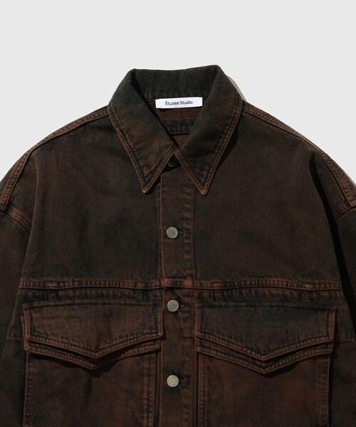 ADAM ET ROPE'（アダムエロペ）の「【Etudes Studio/エチュードストゥディオ】LOOSE DENIM JACKET（デニムジャケット・メンズ・ダークブラウン・46/48）」の4枚目の写真