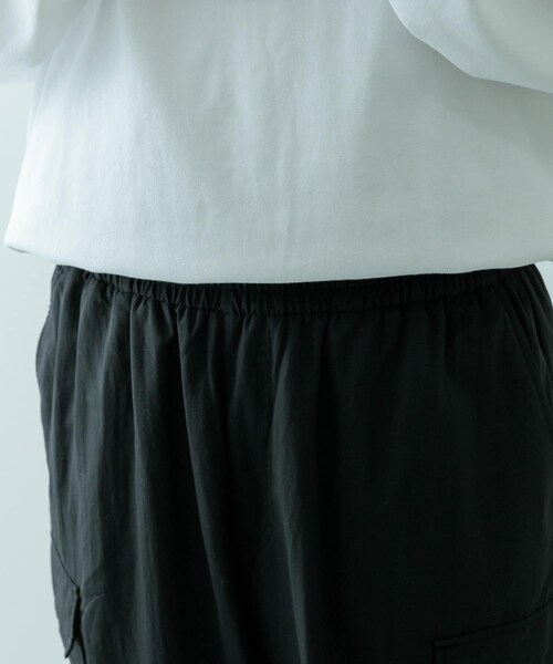 ITEMS URBANRESEARCH(アイテムズ アーバンリサーチ)の「『XLサイズあり』『セットアップ対応』撥水ナイロングログラン裏フリースカーゴ(その他パンツ・メンズ・KHK/BLK/BEG・M/L/XL)」の16枚目の写真