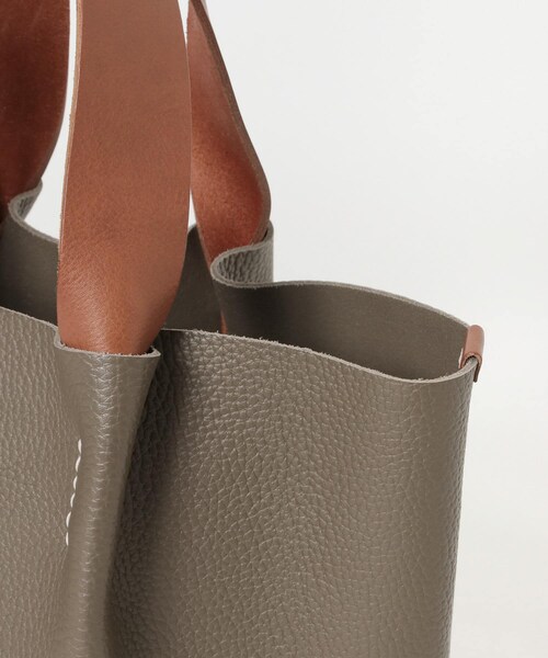 URBAN RESEARCH(アーバンリサーチ)の「Hender Scheme PIANO BAG MEDIUM(トートバッグ・メンズ・BLACK/TAUPE/NAVY/BORDEAUX・Free)」の12枚目の写真