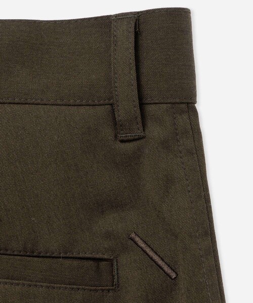 Saturdays NYC(サタデーズ ニューヨークシティ )の「Feliz Two Tuck Walk Short(その他パンツ・レディース・ブラック/オリーブ・L/M/S/XL)」の22枚目の写真