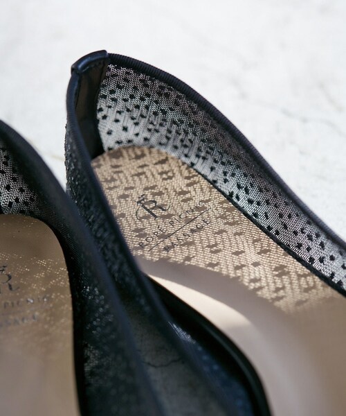 ROPE' PICNIC(ロペピクニック)の「【AIRina/エアリーナ】軽くてやわらかいシアーグリッターバレエシューズ(バレエシューズ・レディース・ブラック/キナリ・L/M/S)」の11枚目の写真