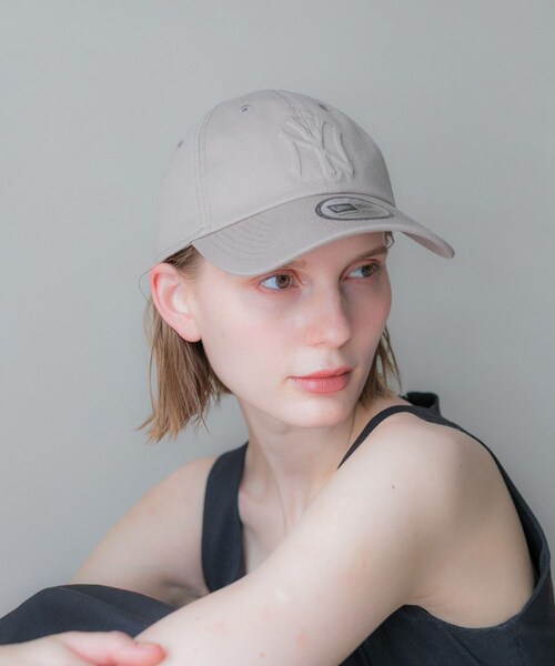 URBAN RESEARCH(アーバンリサーチ)の「『別注』New Era×URBAN RESEARCH CASUAL CLASSIC(キャップ・レディース・GRAPHITE/ASH BROWN/NEW OLIVE/PIN ROUGE・-)」の15枚目の写真