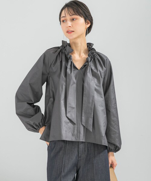 URBAN RESEARCH ROSSO（アーバンリサーチロッソ）の「フリルネックシャツブラウス（シャツ/ブラウス・レディース・WHITE/L/PURPLE/CHARCOAL・Free）」の15枚目の写真