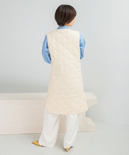 URBAN RESEARCH ROSSO（アーバンリサーチロッソ）の「TAION　VNECK LONG DOWN GILET（その他アウター・レディース・OFFWHITE/BLACK/DCHOCO/GBEIGE・M/L）」の8枚目の写真