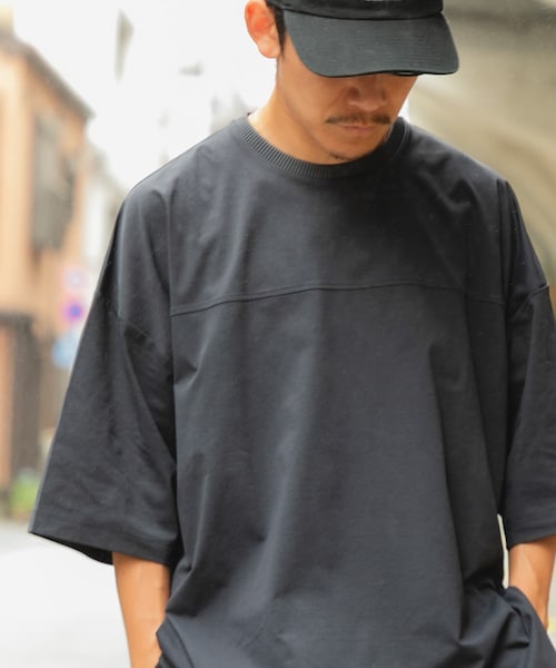 URBAN RESEARCH(アーバンリサーチ)の「Wide Dad BREEZY TECH SHORT-SLEEVE T-SHIRTS(Tシャツ/カットソー・メンズ・D.NAVY/BLACK/CHARCOAL・1/2)」の19枚目の写真